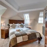 Hébergement de vacances 2 Bed In Oc-w452 *