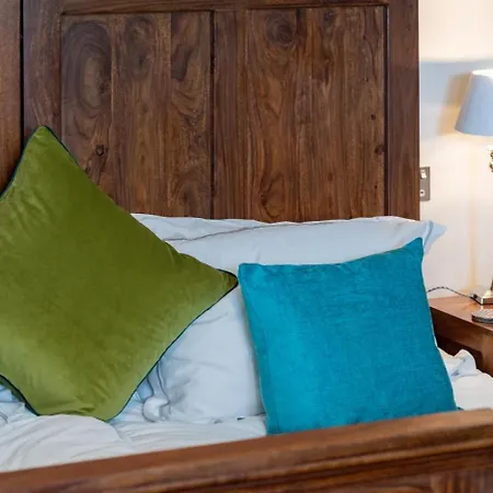 2 Bed In Whitby Oc-W452 Whitby