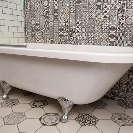 بيت للعطل 2 Bed In Oc-w452 *