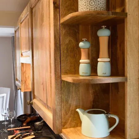 2 Bed In Whitby Oc-W452 別荘