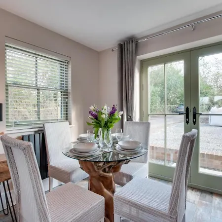 2 Bed In Oc-w452 펜션