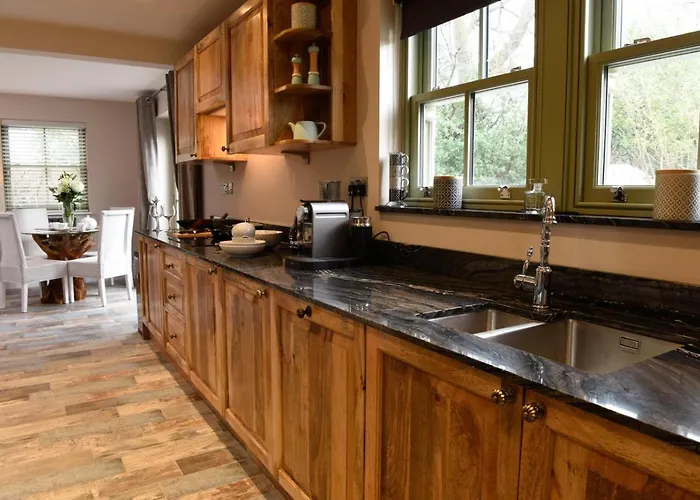 Holiday home 2 Bed In Oc-w452 *